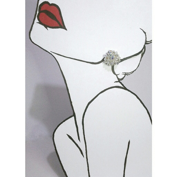 Vintage high quality aurora borealis clip on - Picture 2 of 5